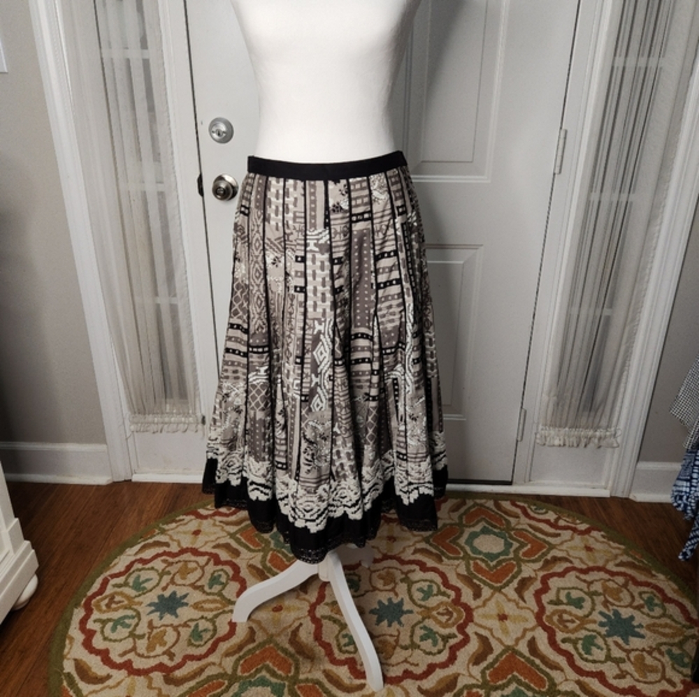 Coldwater Creek A-Line Geometric Skirt Size Small